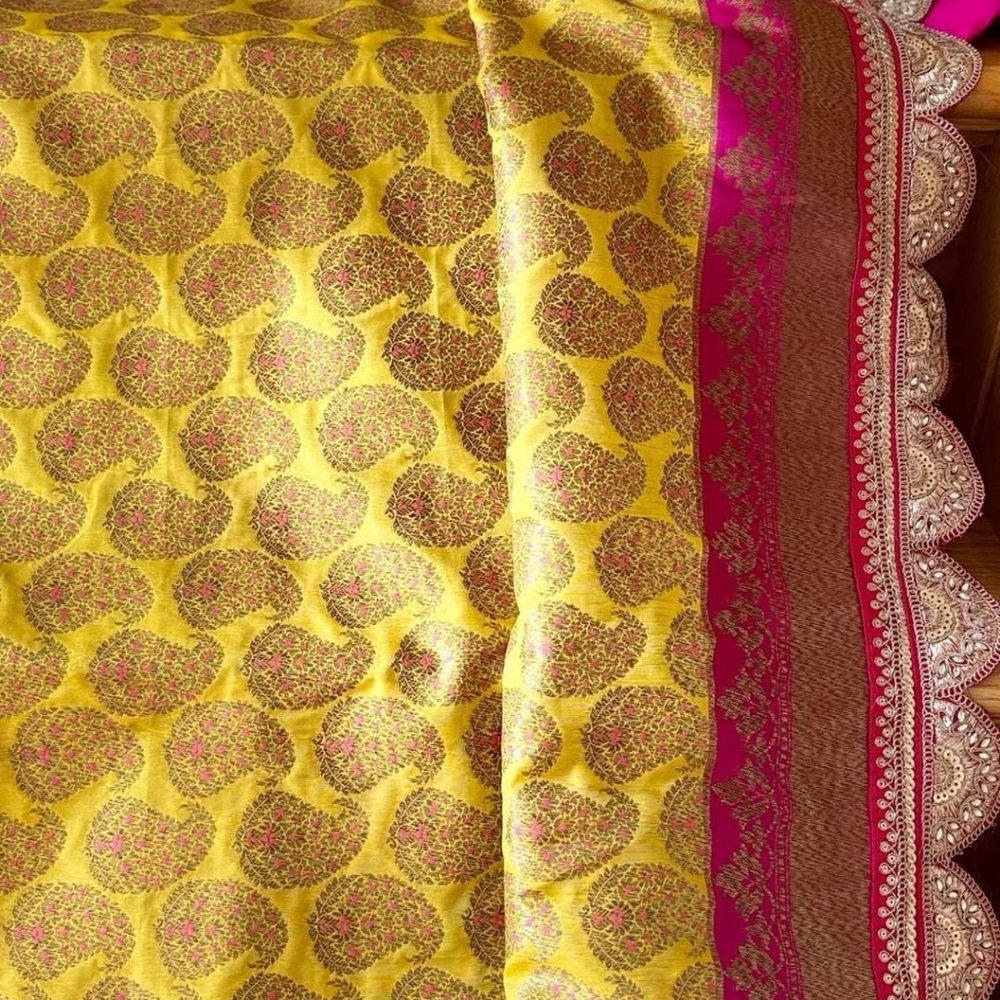 Beautiful Benaras grand  yellow benaras brocade silk saree w/Rani pink border